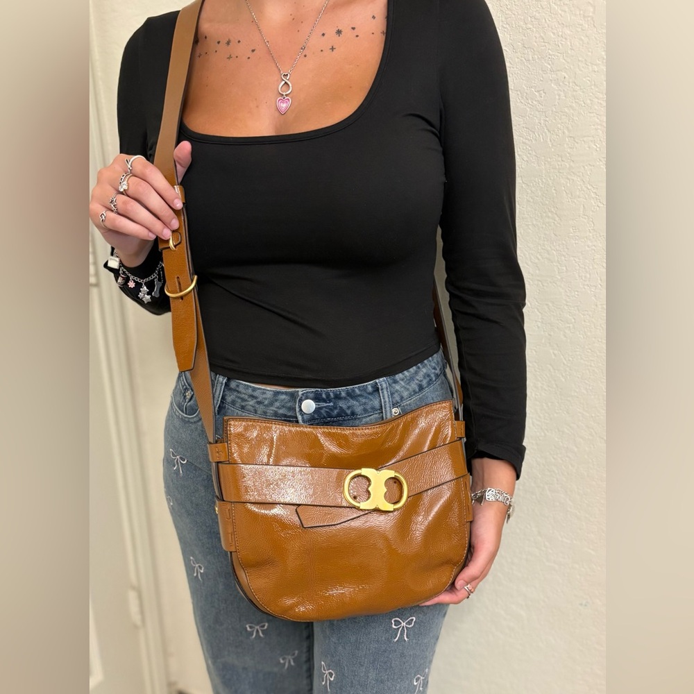 Tory Burch Gemini Link Belted Brown Patent Leather Crossbody